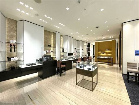 chanel fashion store dubai.